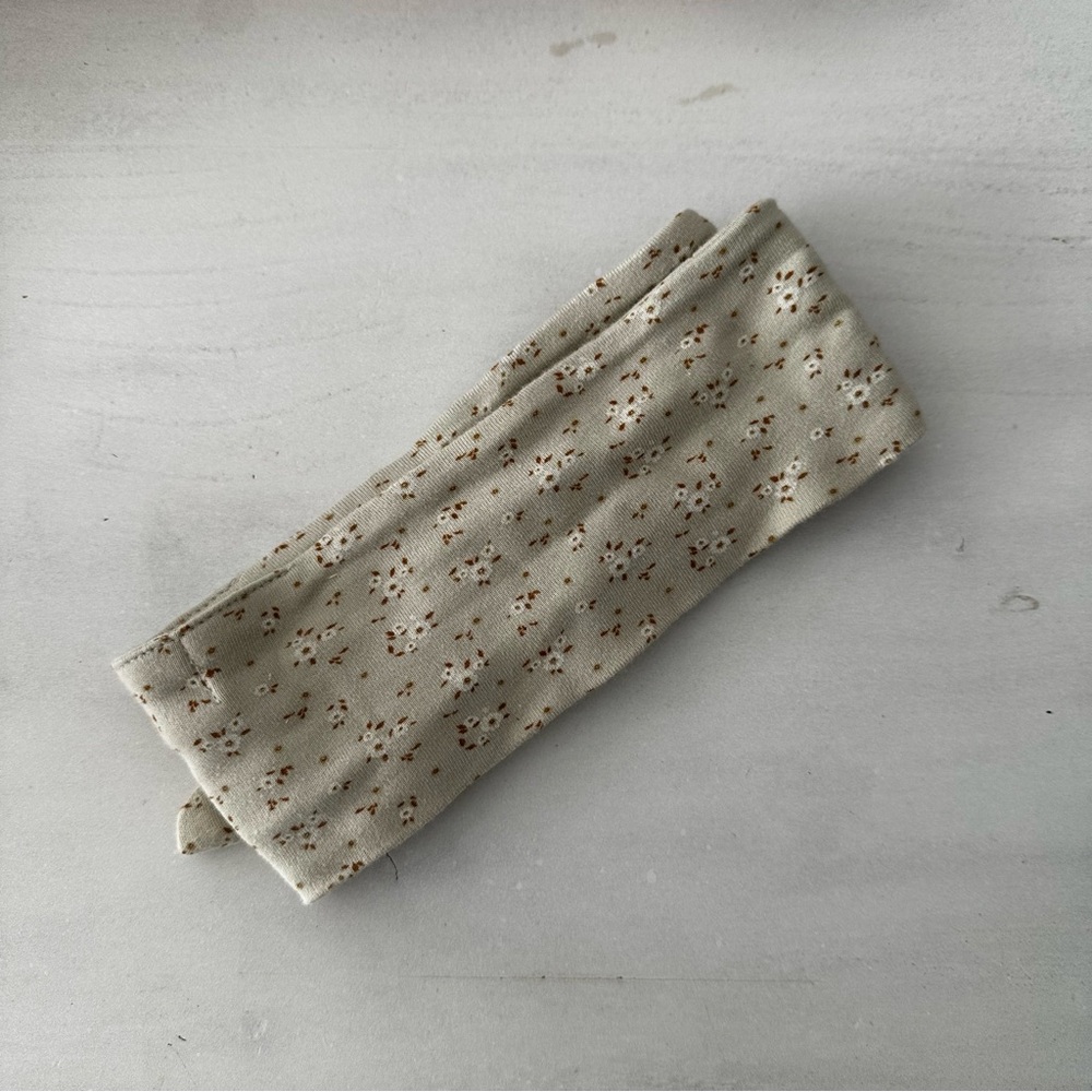 Jamie Kay Floral headband bow in Cream